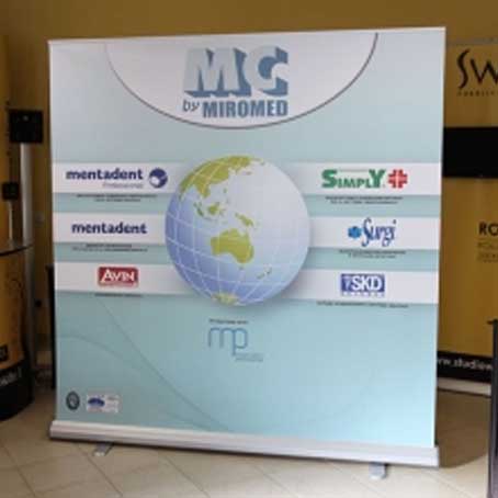 200cm x 200cm Roll up Stand Printing